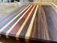 Load image into Gallery viewer, Cutting Board &amp; Stoneware Workshop
